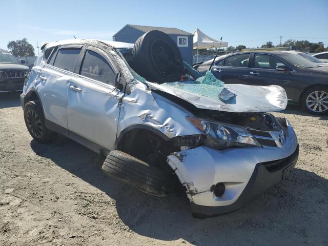 VIN 2T3BFREV2FW327889 2015 Toyota RAV4, LE no.4