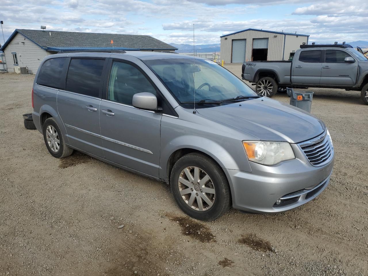 Lot #2979608562 2014 CHRYSLER TOWN & COU