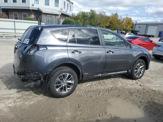 VIN JTMRJREV1JD248913 2018 Toyota RAV4, LE no.3