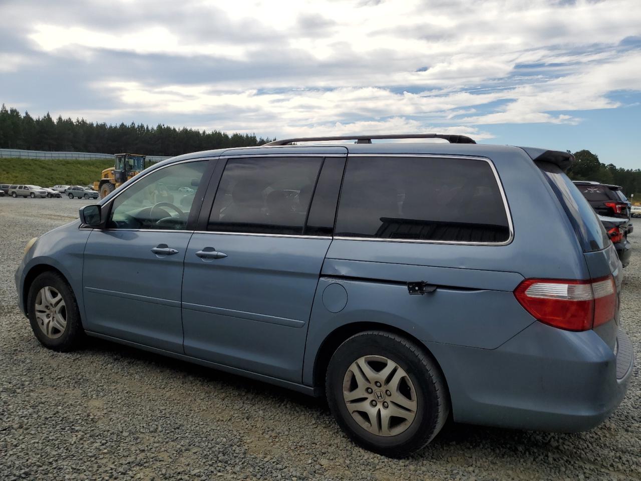 Lot #2943046845 2005 HONDA ODYSSEY EX