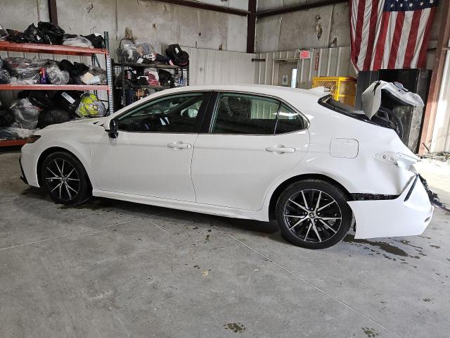 VIN 4T1G11AK9MU467512 2021 Toyota Camry, SE no.2