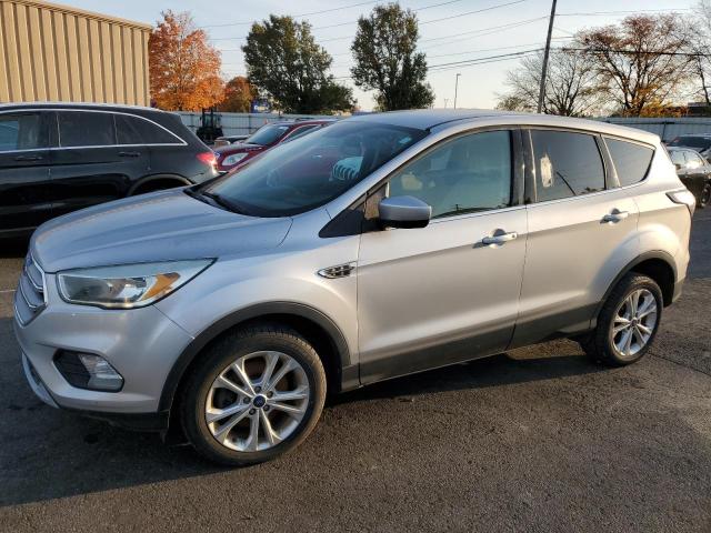 VIN 1FMCU9GDXHUC28585 2017 FORD ESCAPE no.1