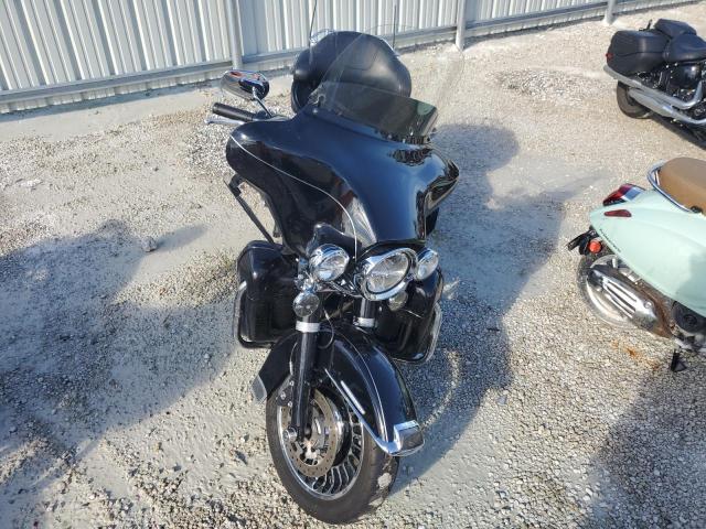 2011 HARLEY-DAVIDSON FLHTK 1HD1KEM13BB669965