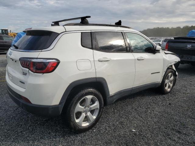 VIN 3C4NJDBB3KT599328 2019 Jeep Compass, Latitude no.3