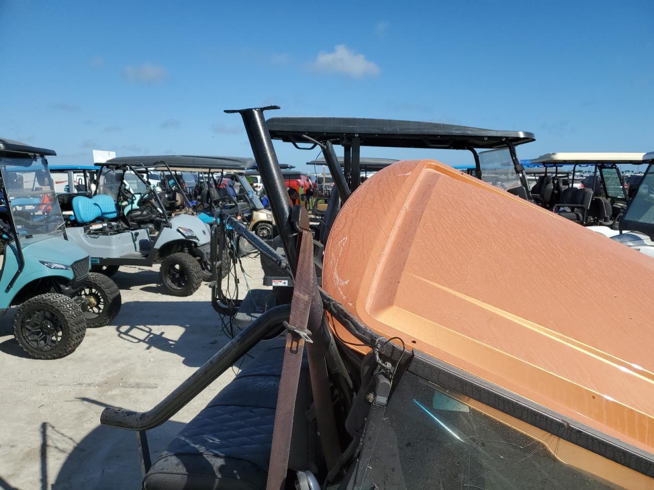 Lot #2947663660 2020 GOLF CART