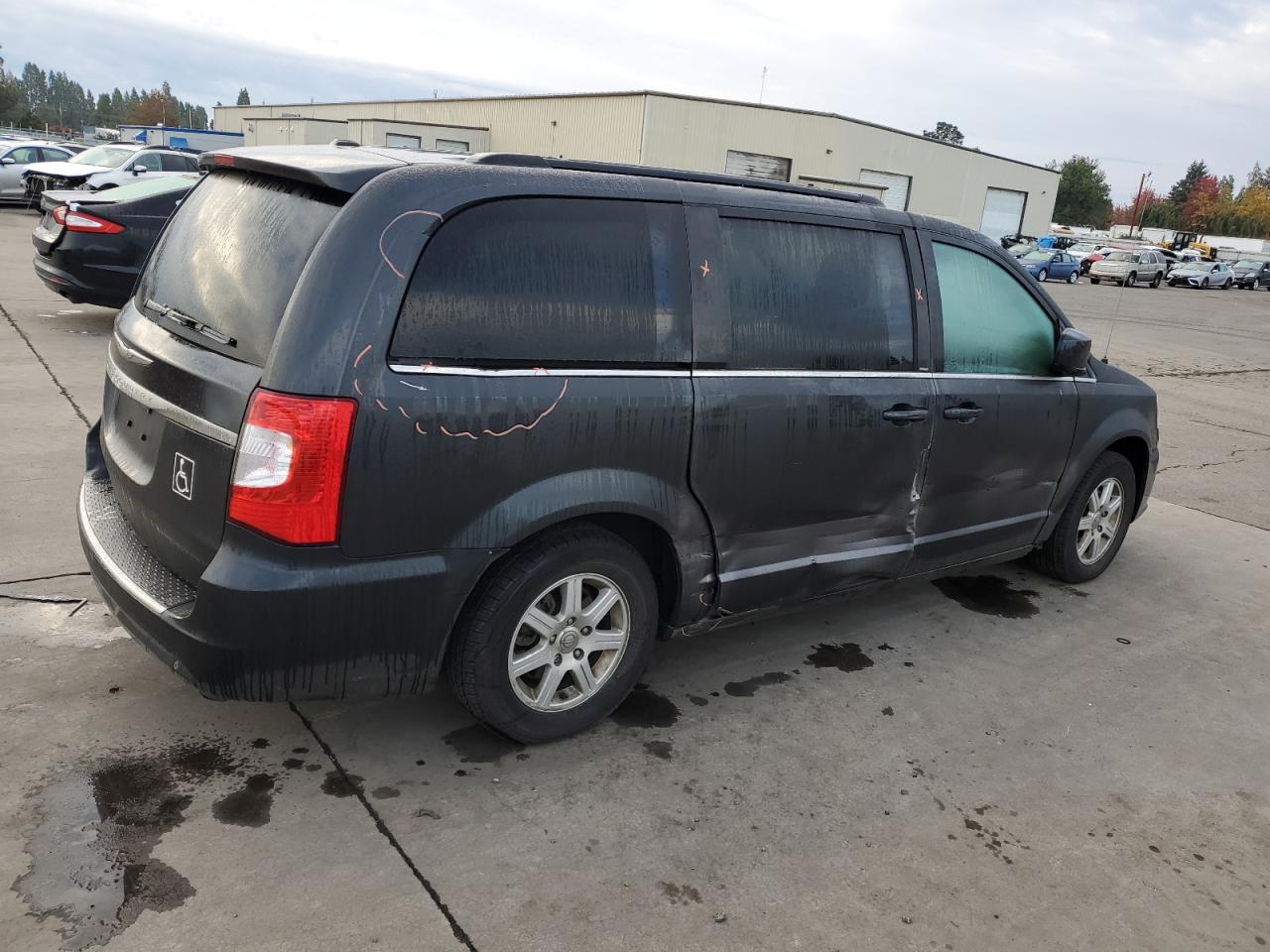 Lot #2977224162 2011 CHRYSLER TOWN & COU