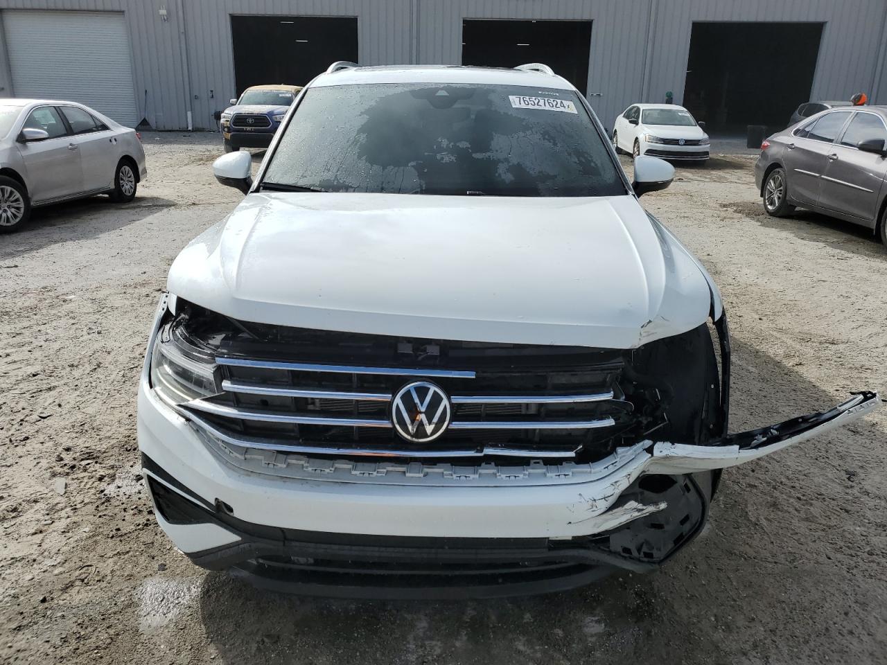 Lot #2986822257 2022 VOLKSWAGEN TIGUAN SE