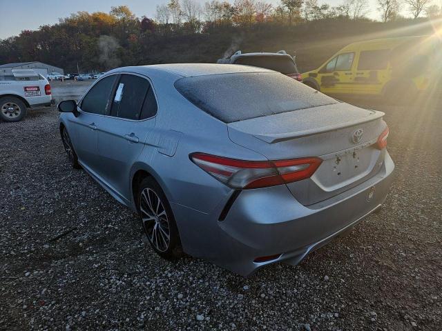 VIN 4T1B11HK9JU576855 2018 Toyota Camry, L no.3