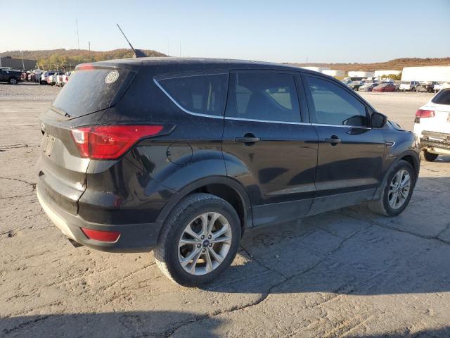 2019 FORD ESCAPE SE - 1FMCU0GD9KUB32885