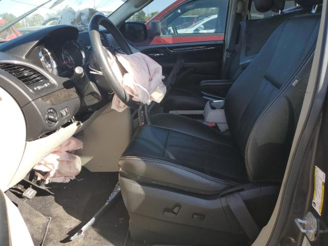 2015 CHRYSLER TOWN & COU - 2C4RC1BG7FR579050