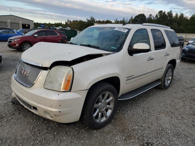 2011 GMC YUKON DENALI 2011