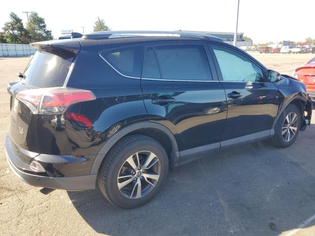 VIN 2T3RFREV5HW637892 2017 Toyota RAV4, Xle no.3