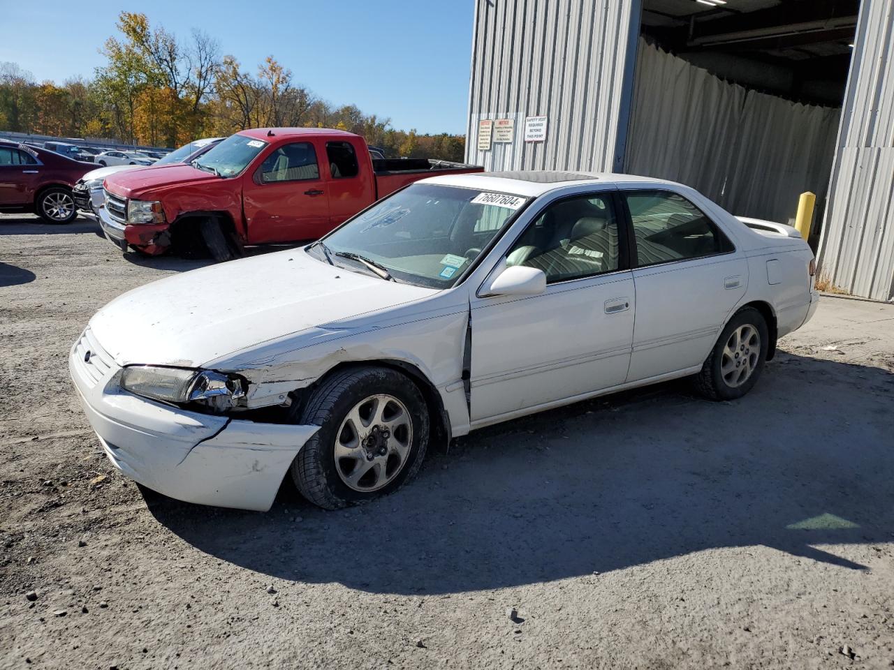 Lot #2989217717 1999 TOYOTA CAMRY LE