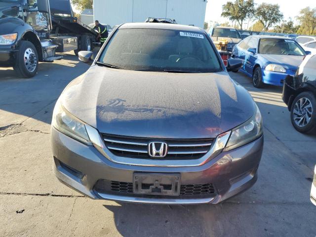 VIN 1HGCR2F32DA030392 2013 Honda Accord, LX no.5