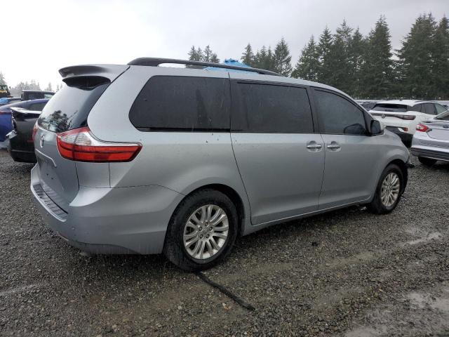 VIN 5TDYK3DC8FS677208 2015 Toyota Sienna, Xle no.3