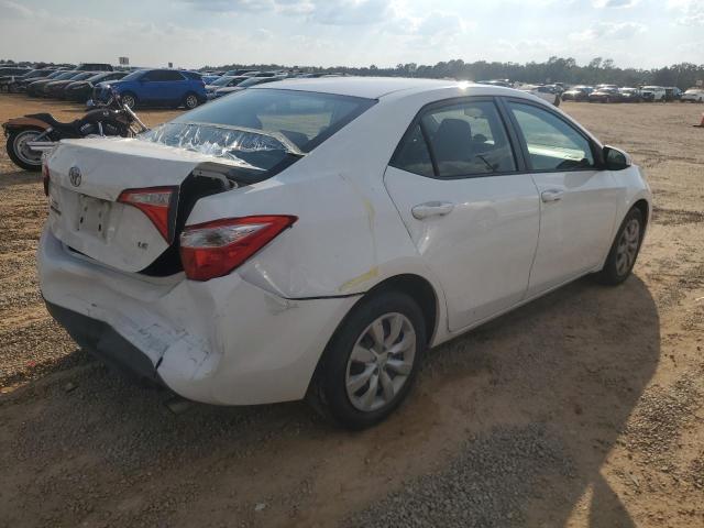 VIN 2T1BURHE4FC371713 2015 Toyota Corolla, L no.3