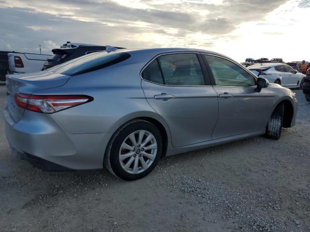 VIN 4T1B11HKXKU849707 2019 Toyota Camry, L no.3