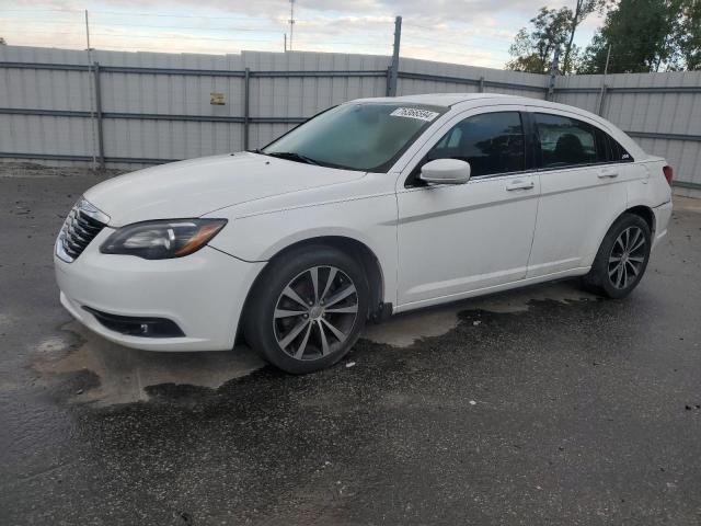 VIN 1C3CCBBG8DN736918 2013 CHRYSLER 200 no.1