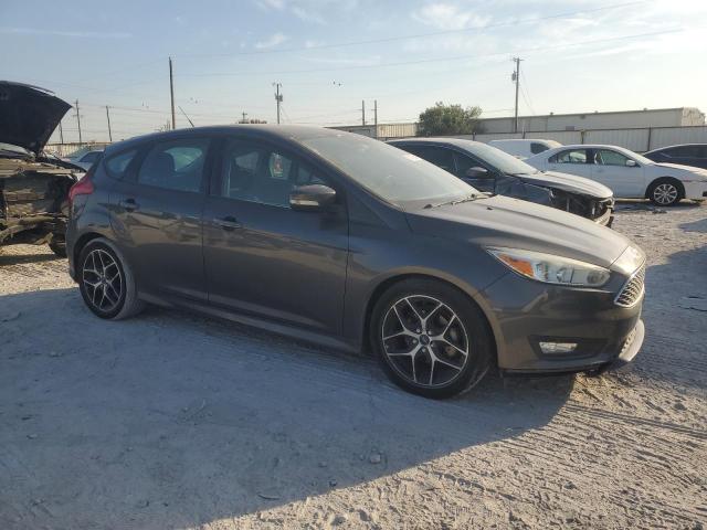 VIN 1FADP3K27FL347965 2015 Ford Focus, SE no.4