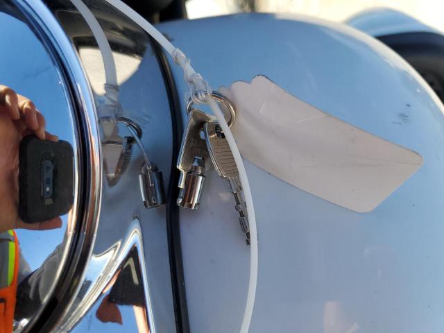 2009 HARLEY-DAVIDSON FLHTCU 1HD1FC4139Y634004