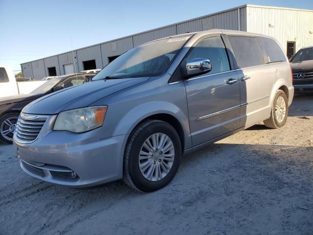 VIN 2C4RC1GG3DR722520 2013 Chrysler Town and Countr... no.1