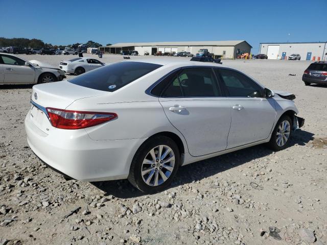 VIN 4T4BF1FK0FR467220 2015 Toyota Camry, LE no.3