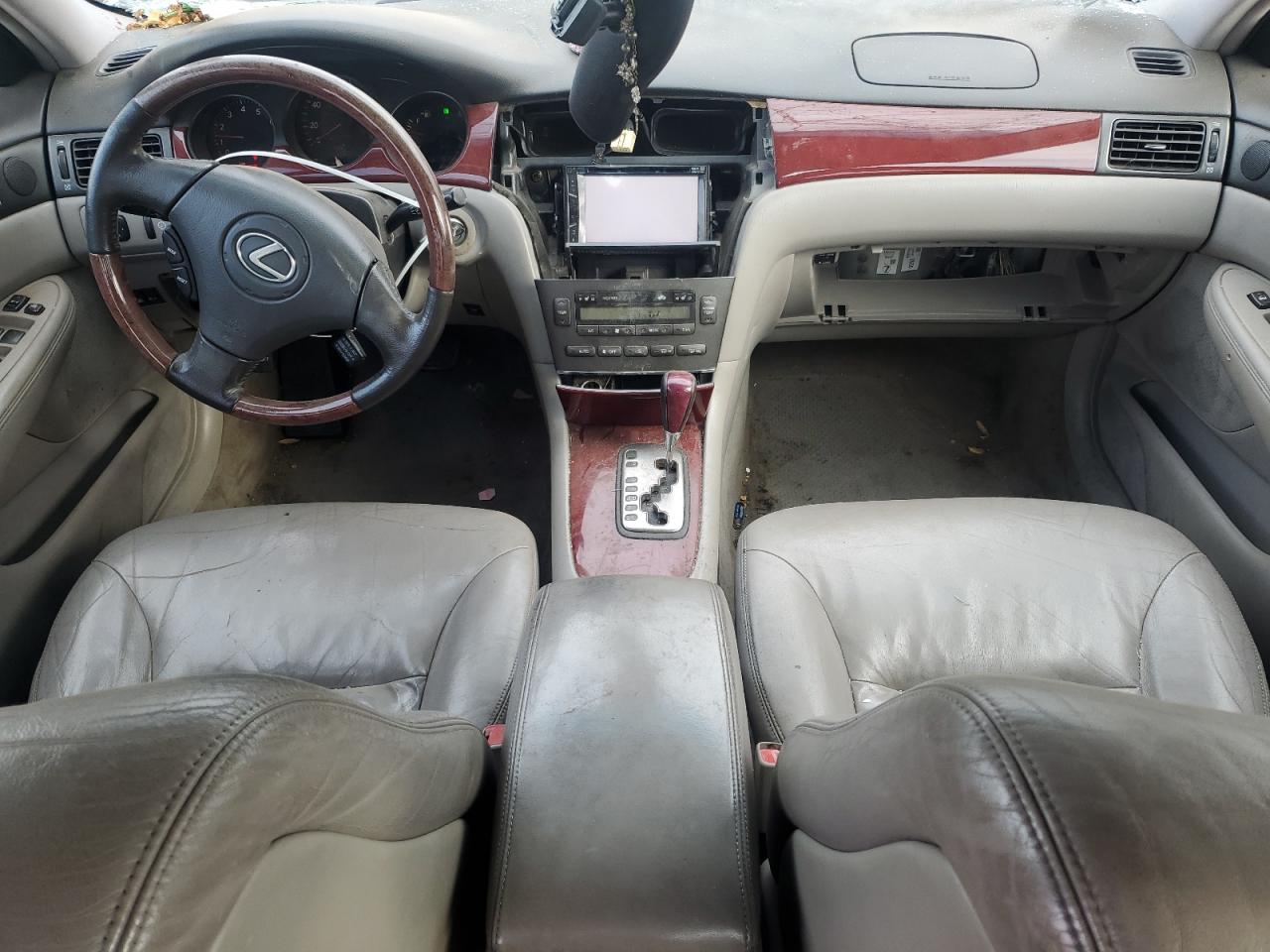 Lot #2947526842 2002 LEXUS ES 300