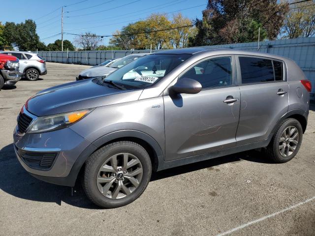 VIN KNDPBCAC3F7686005 2015 KIA Sportage, LX no.1