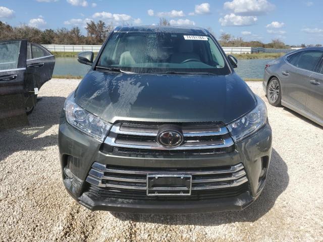 VIN 5TDDZRFH2JS813850 2018 Toyota Highlander, Limited no.5