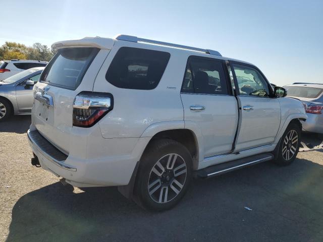 VIN JTEBU5JRXJ5603237 2018 TOYOTA 4RUNNER no.3