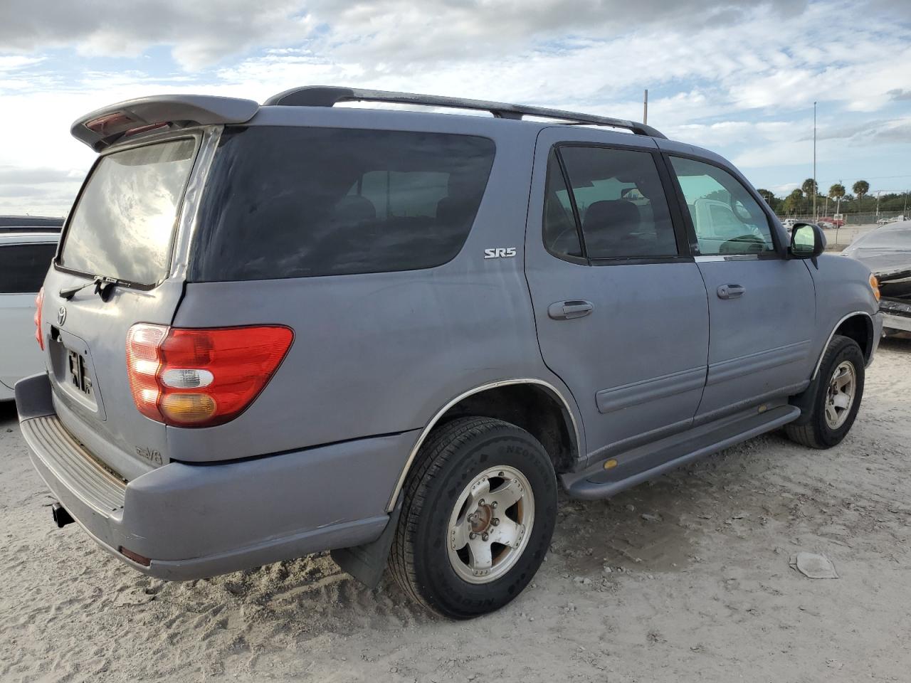 Lot #2911667846 2001 TOYOTA SEQUOIA SR