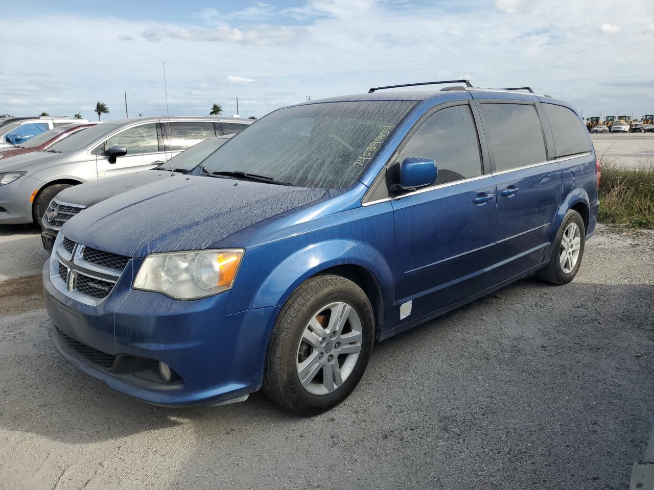 Lot #2991764320 2011 DODGE GRAND CARA