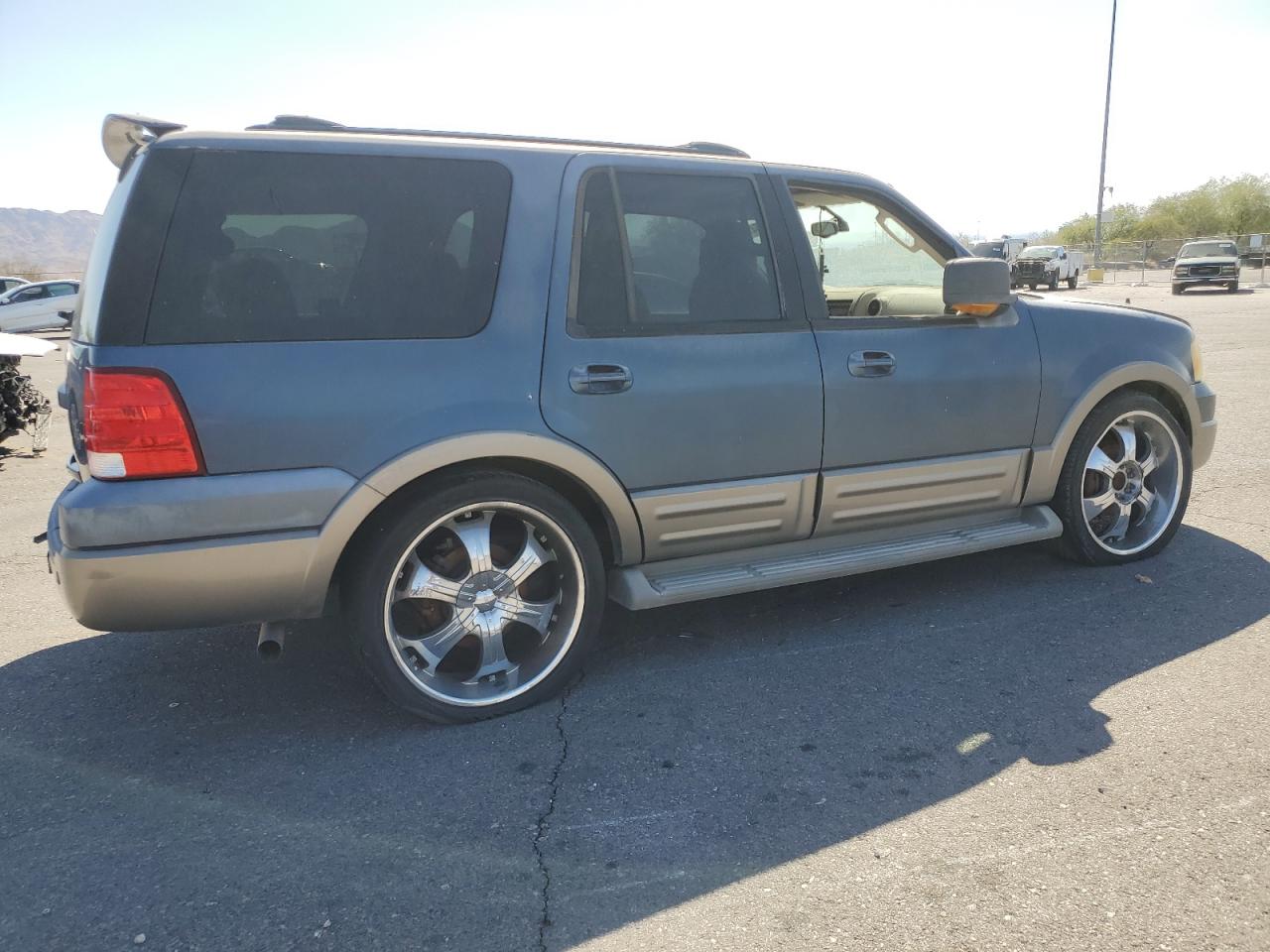 Lot #2981450622 2004 FORD EXPEDITION