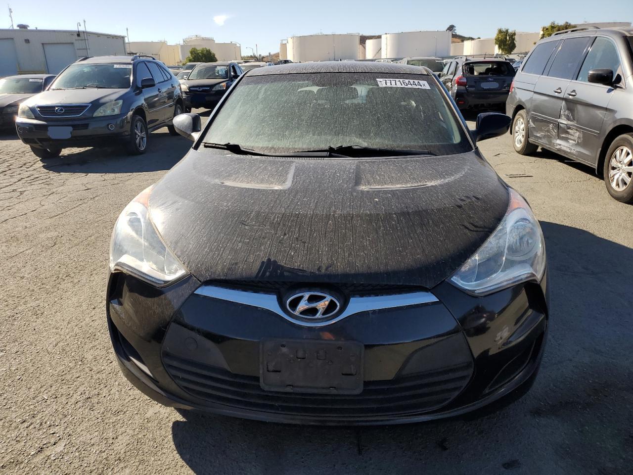 Lot #3004375738 2012 HYUNDAI VELOSTER