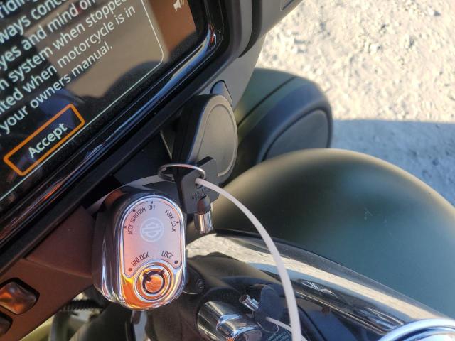 2022 HARLEY-DAVIDSON FLHTCUTG 1HD1MAF15NB857682
