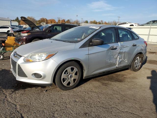 VIN 1FADP3E27EL142382 2014 Ford Focus, S no.1