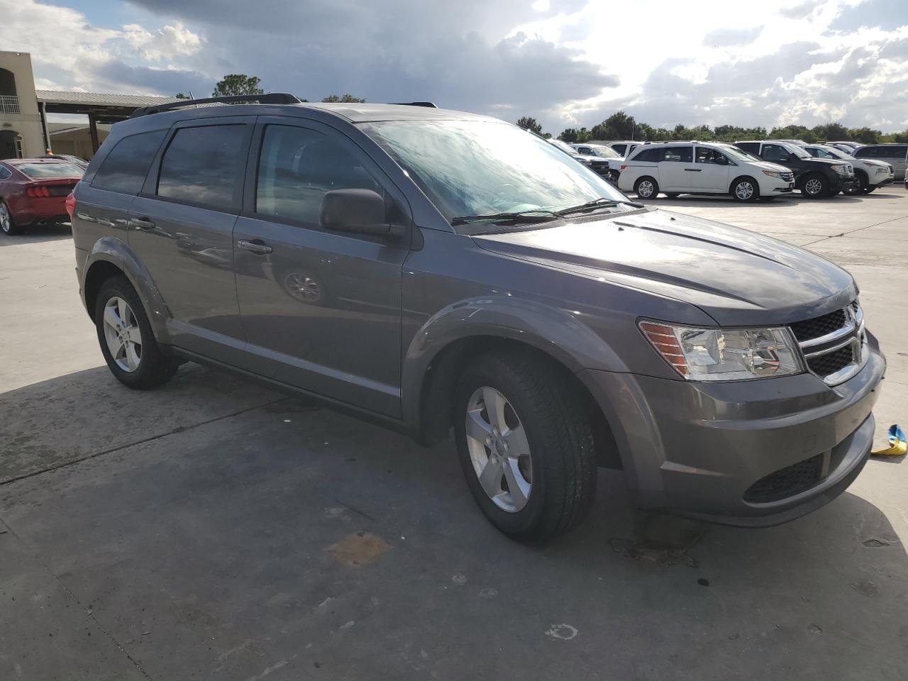 Lot #2974716443 2013 DODGE JOURNEY SE