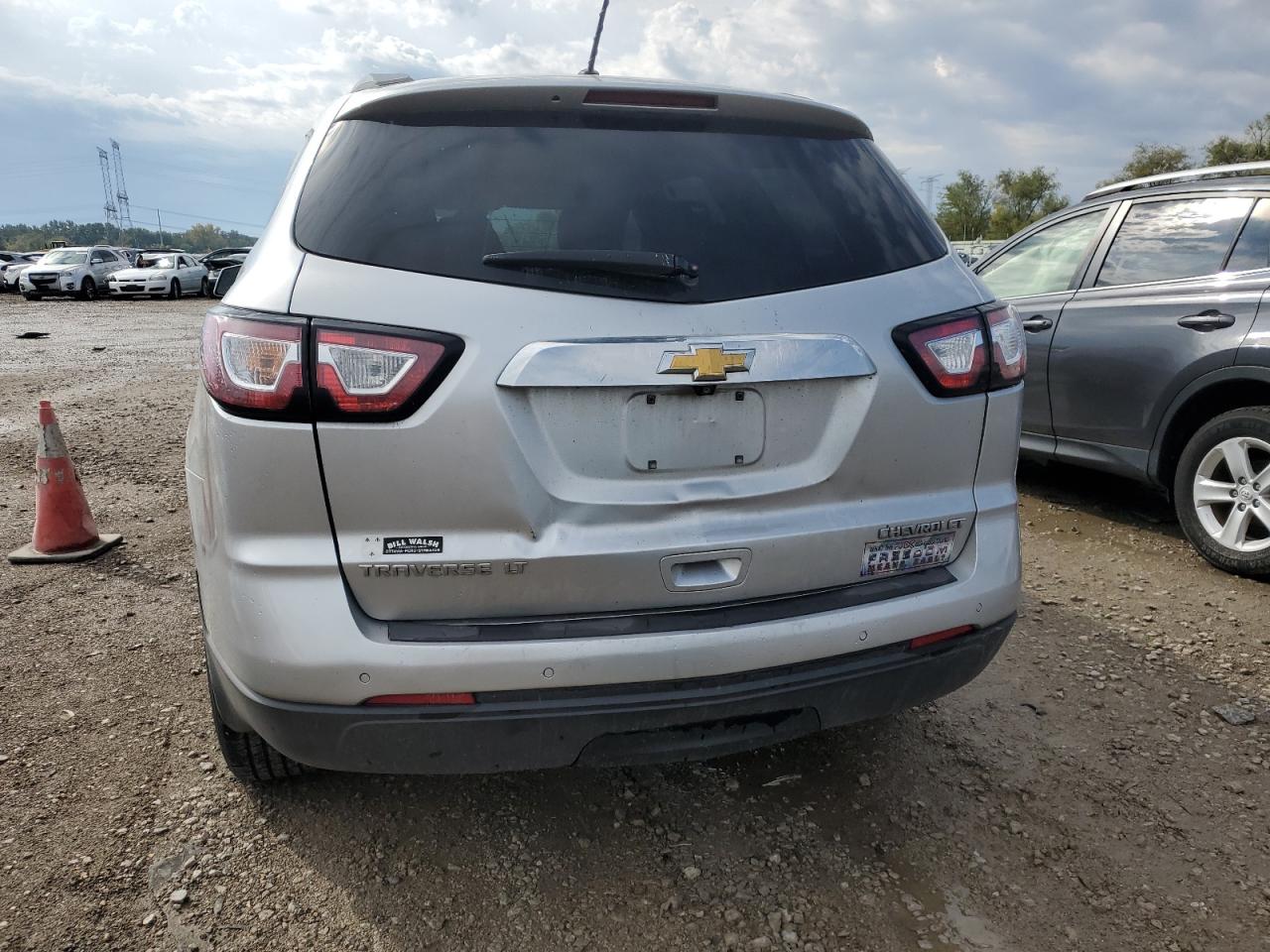 Lot #2920944167 2015 CHEVROLET TRAVERSE L