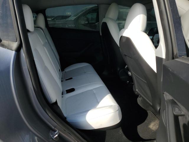 2024 TESLA MODEL Y - 7SAYGDEF7RA302354