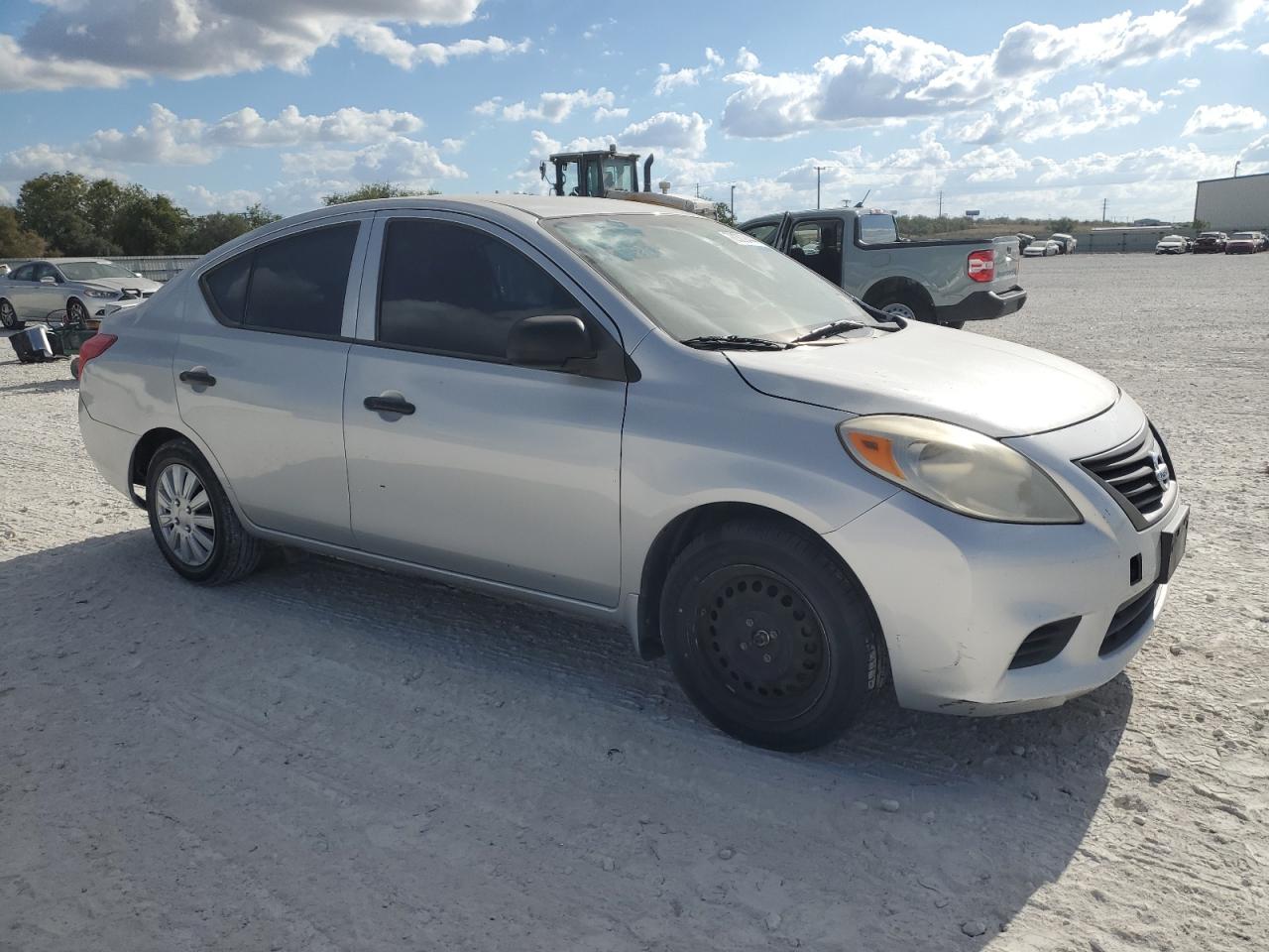 Lot #2974751064 2014 NISSAN VERSA S