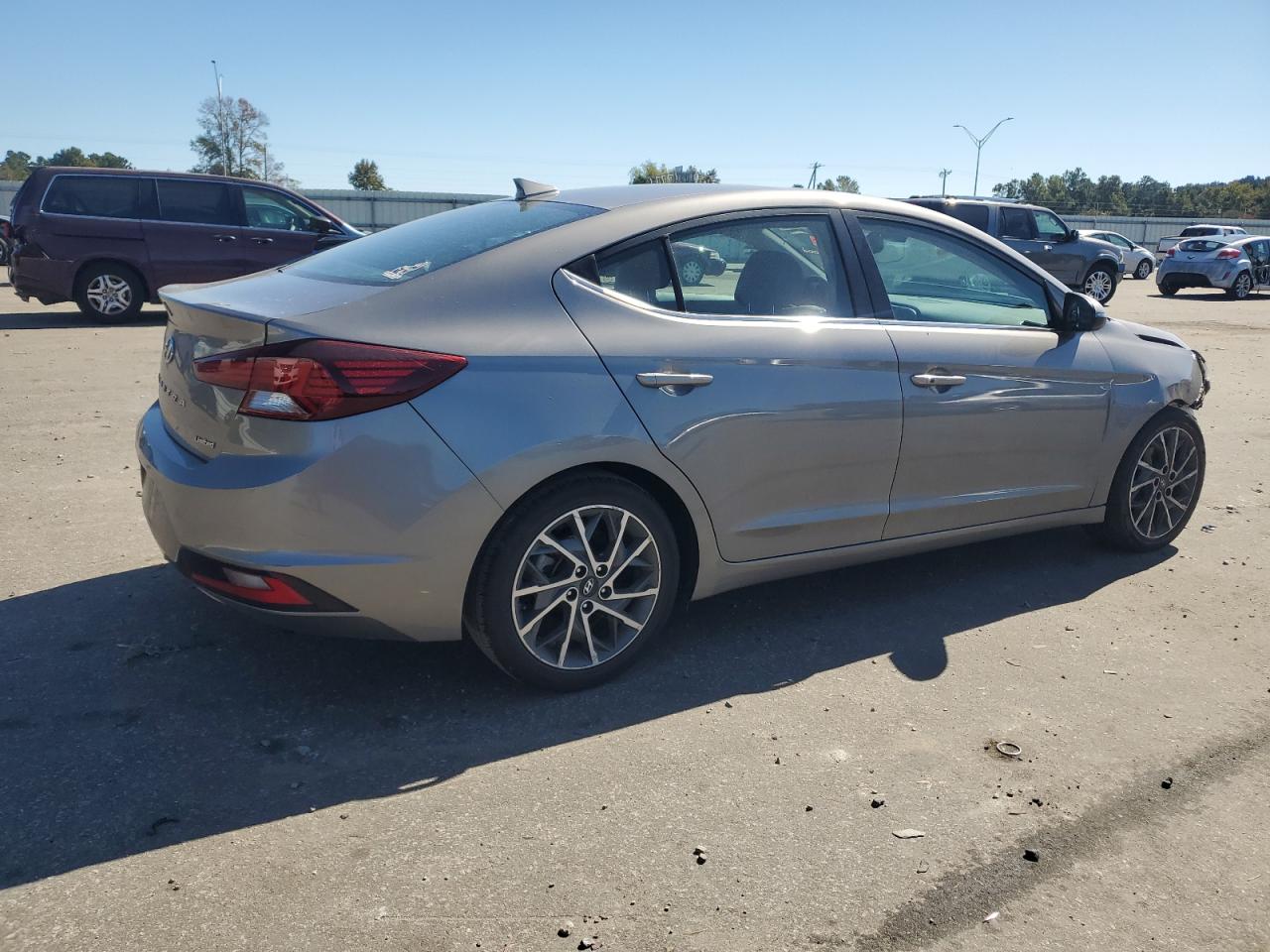 Lot #2935907801 2020 HYUNDAI ELANTRA SE