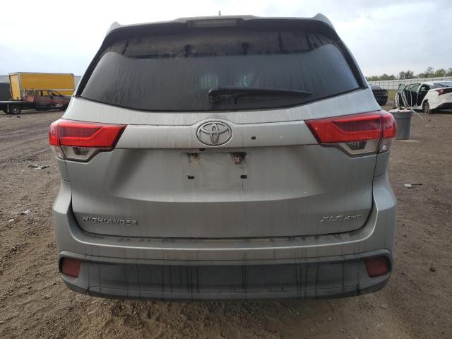 VIN 5TDJZRFH5HS452952 2017 Toyota Highlander, SE no.6