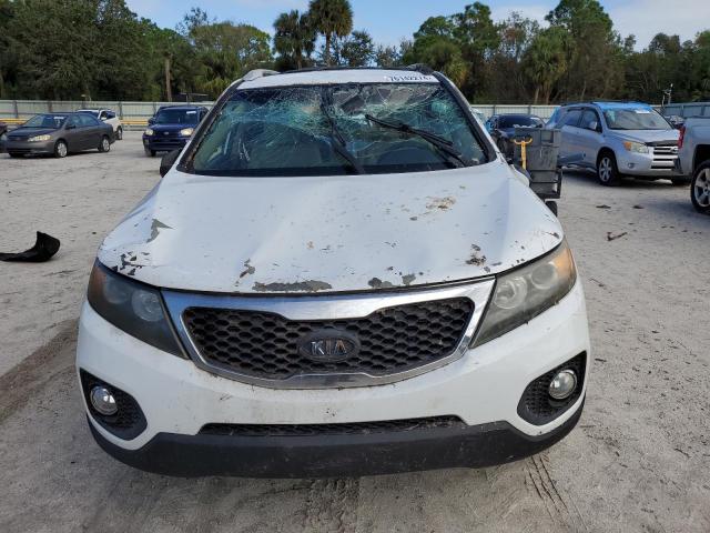 VIN 5XYKT3A67DG363156 2013 KIA Sorento, LX no.5