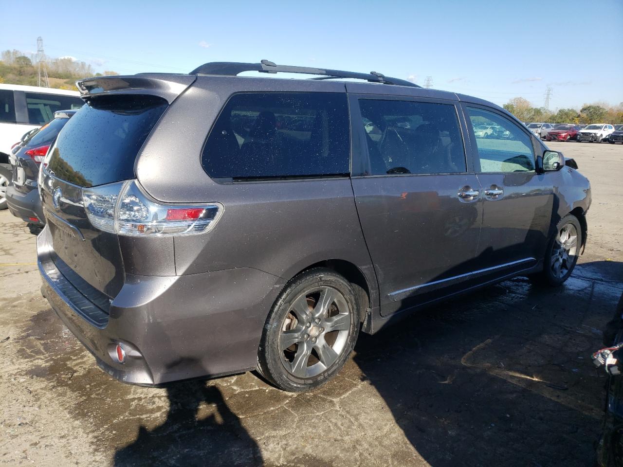 Lot #2955301545 2014 TOYOTA SIENNA SPO