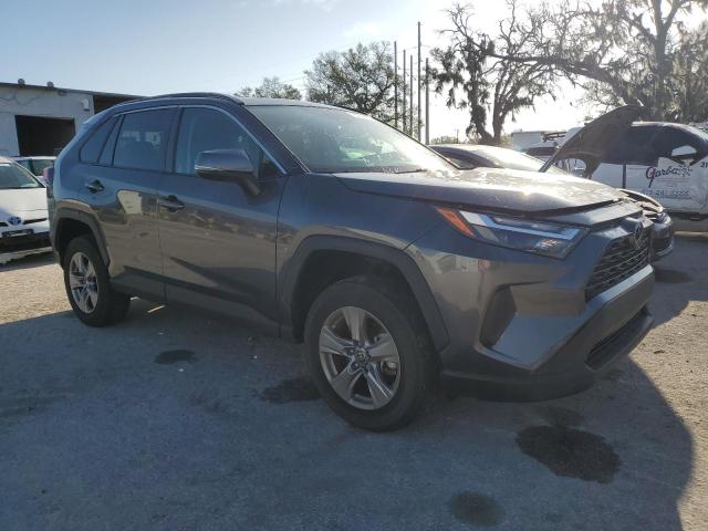 VIN 2T3W1RFV3NC181517 2022 Toyota RAV4, Xle no.4