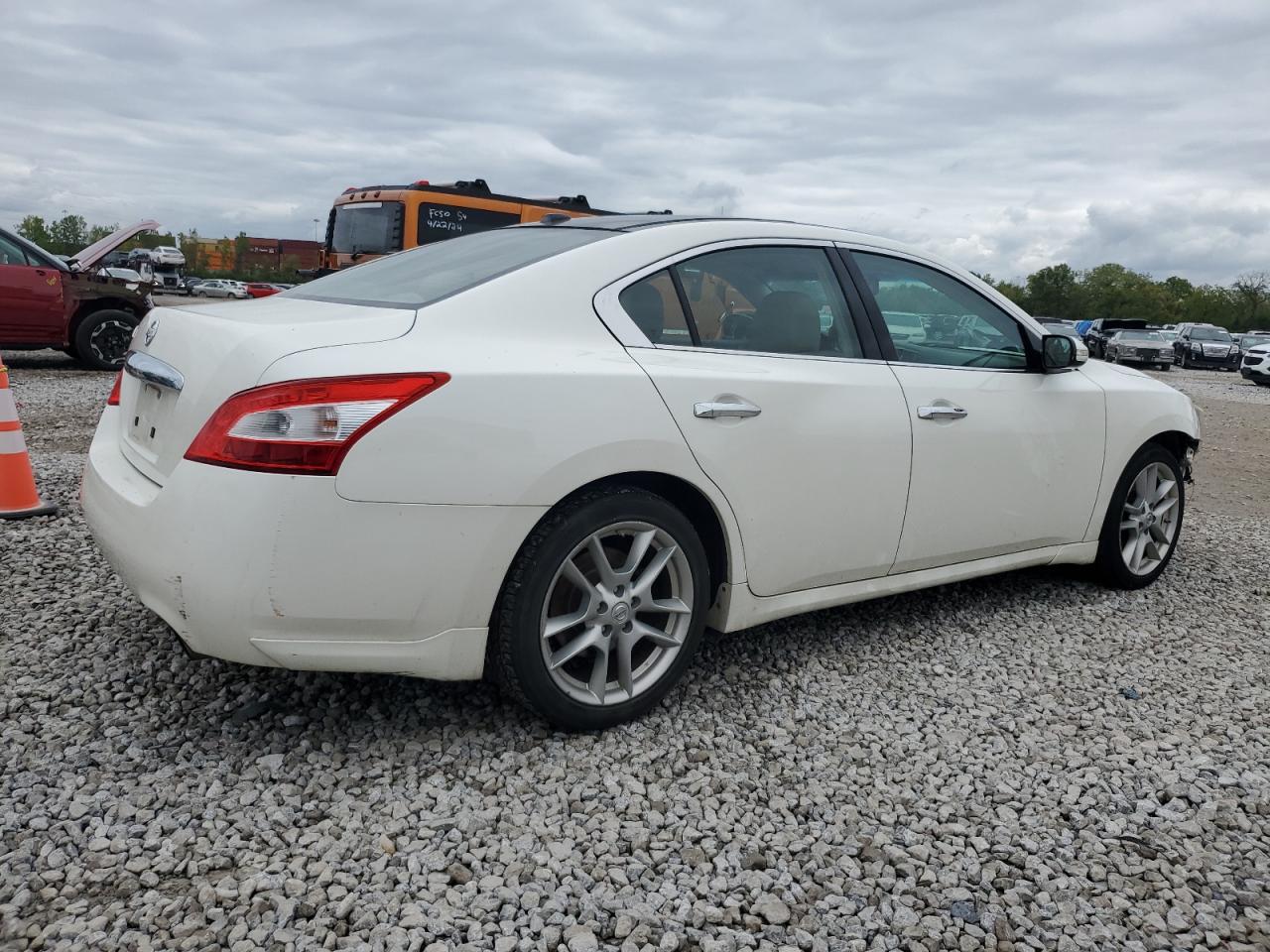 Lot #2886181838 2010 NISSAN MAXIMA S