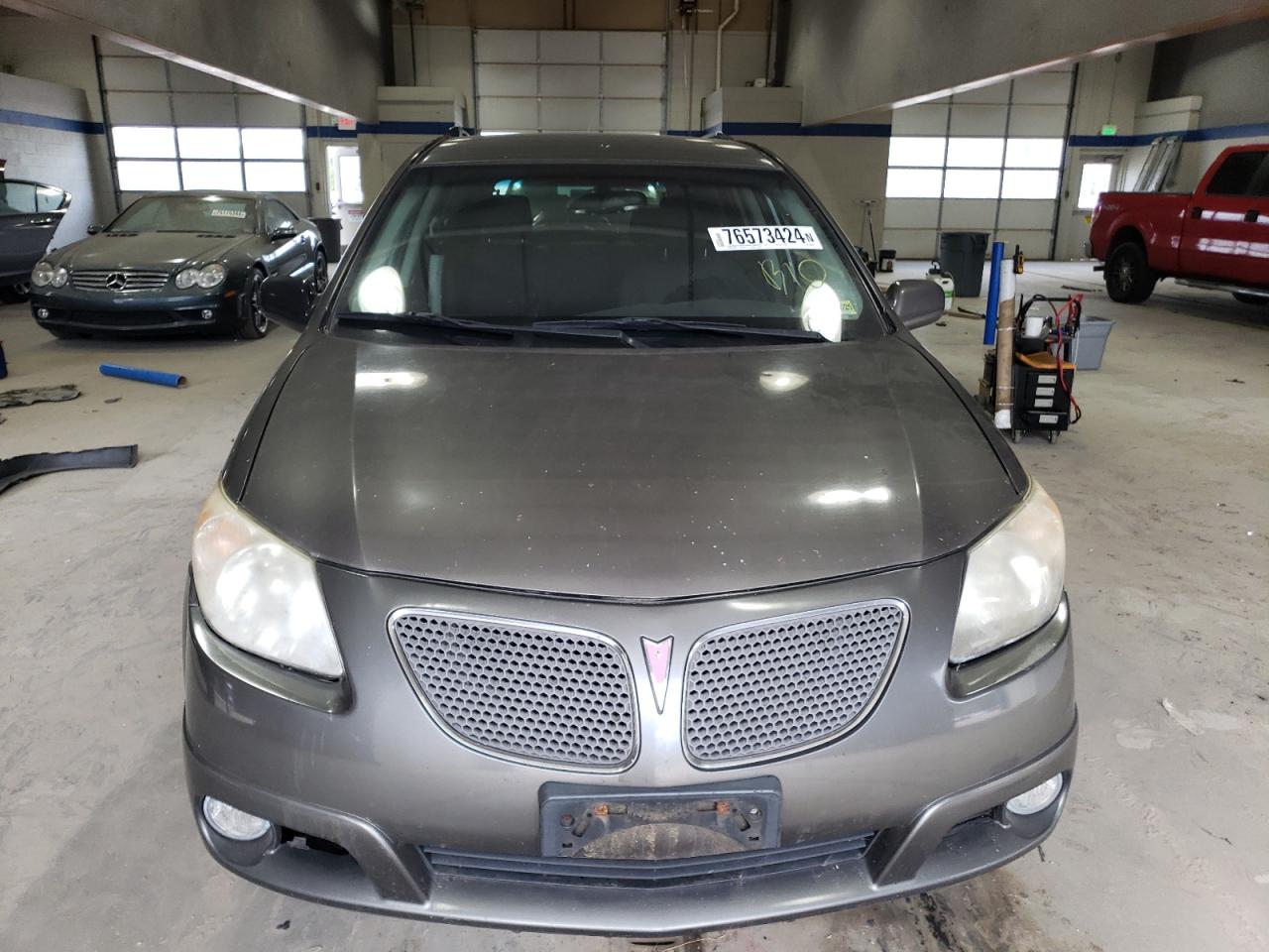 Lot #2955121779 2005 PONTIAC VIBE