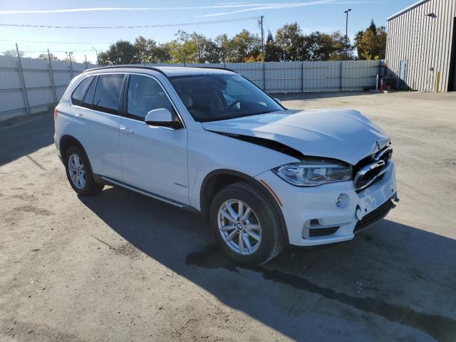 VIN 5UXKR2C52F0H38457 2015 BMW X5 no.4