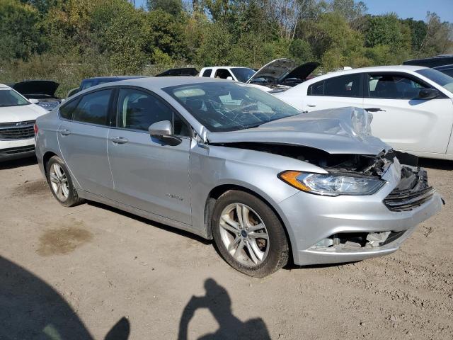 VIN 3FA6P0LUXJR173262 2018 Ford Fusion, Se Hybrid no.4