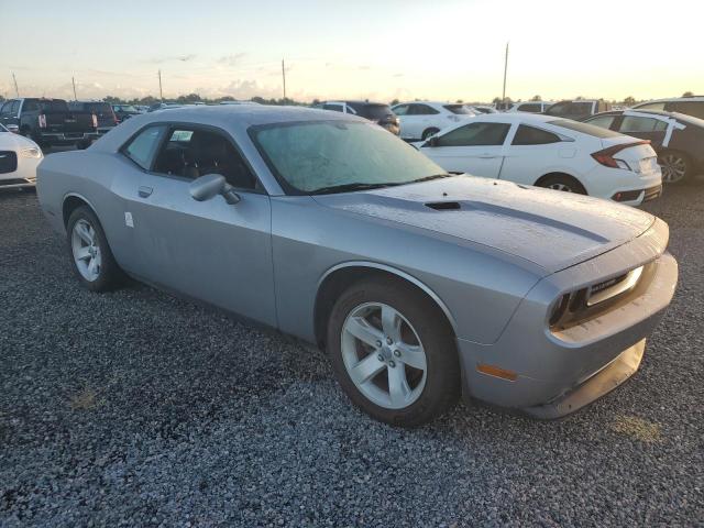 VIN 2C3CDYAGXDH653551 2013 Dodge Challenger, Sxt no.4